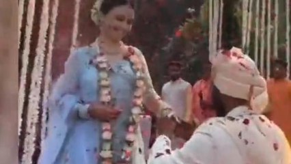 राजगढ़: प्रेम में की सरहद पार, विदेशी दुल्हन फेरे के बाद देशी दुल्हे संग कजरारे पर जमकर थिरकी..