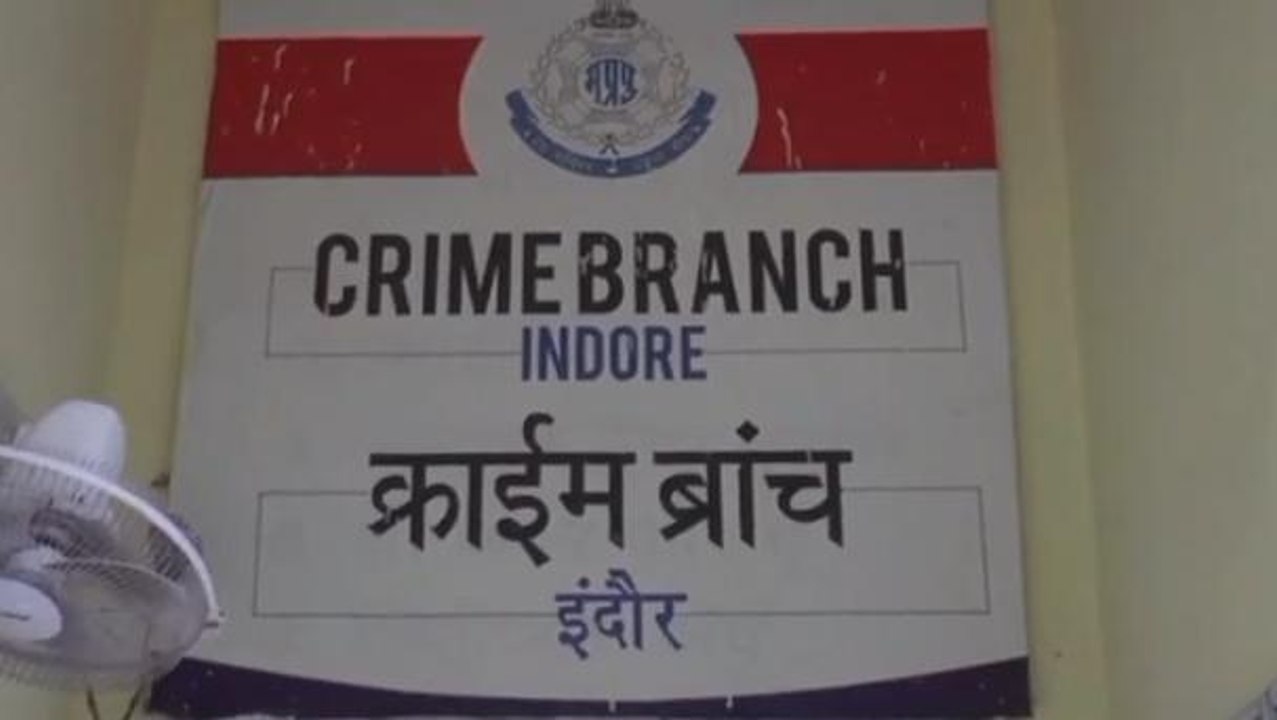 महिला आरोपियों को क्राइम ब्रांच ने किया गिरफ्तार,रेप केस में झूठा फंसाने का करती थी काम