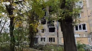 Surviving in a basement on Ukraine's front line – BBC News