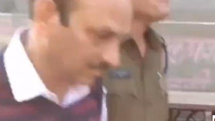 सिवनी : स्कूली छात्रा से छेड़छाड़, आरोपी प्राचार्य ने फिल्मी अंदाज में किया सरेंडर