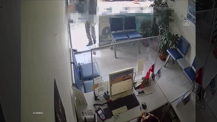 Mersin'de uyuşturucu hap bulunan çantayı otobüste bırakan şüpheli yakalandı