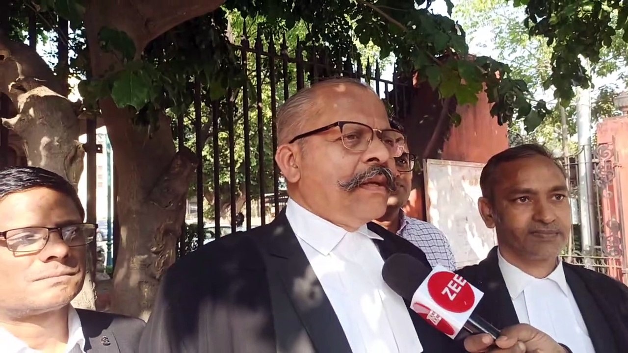 Petition presented for not taking decision on resignation of Congress MLAs