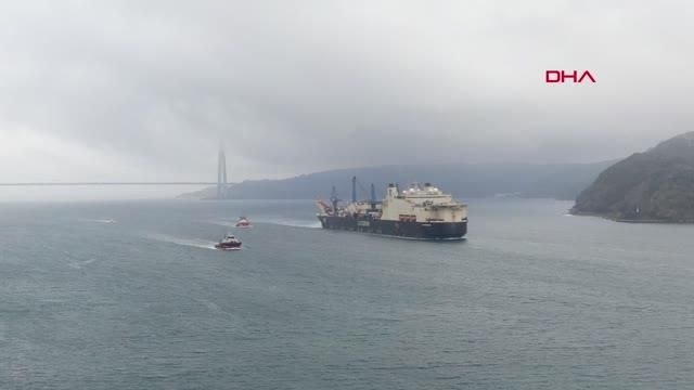 BOĞAZ KAPATILDI; DEV GEMİ GEÇİYOR -1