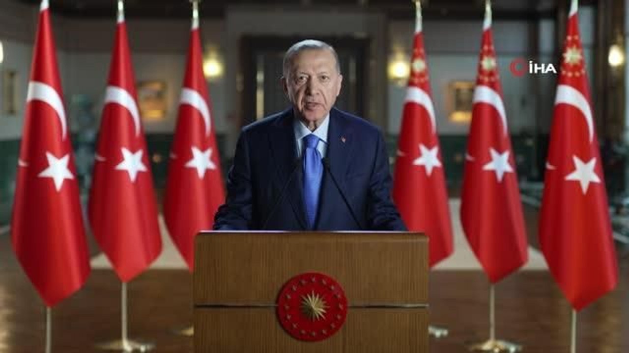 Cumhurbaşkanı Recep Tayyip Erdoğan'dan Meslek Eğitim Zirvesi'ne video mesaj