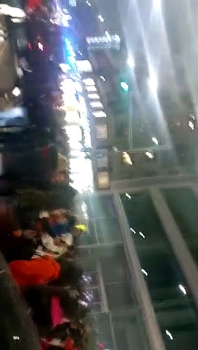 Marocco agli ottavi del Mondiale, esplode la festa a Milano: bloccate le strade a Porta Venezia