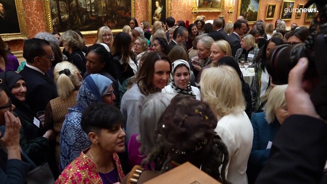 'Woher kommen Sie wirklich?' 83-jährige Hofdame der verstorbenen Queen unter Rassismus-Verdacht