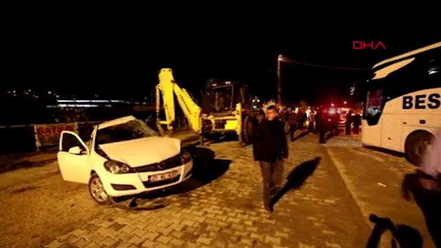 Feci kazada komiser yardımcısı yaşamını yitirdi, oğlu yaralı