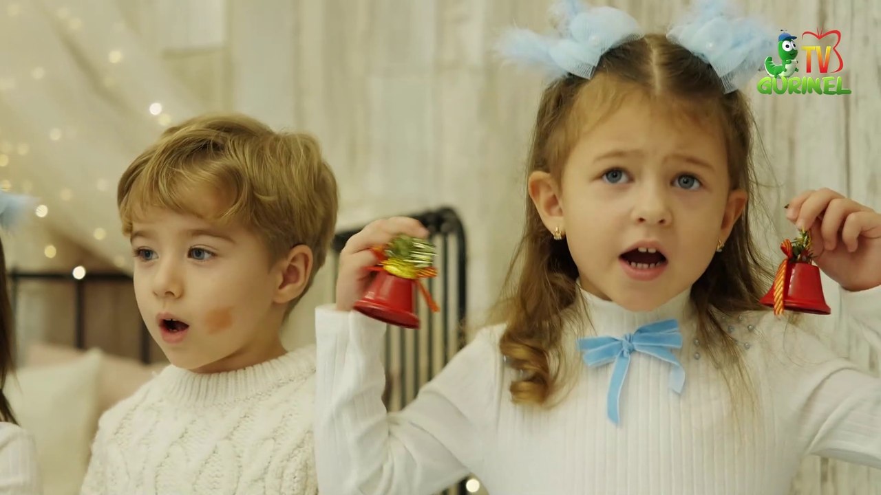 Acadele Mix - Iarnă, iarnă Bun Venit