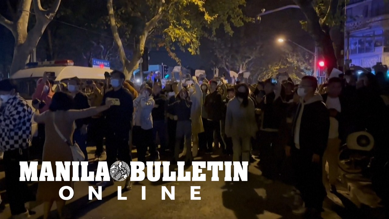 Protests in Shanghai over Xinjiang fire and Covid restrictions