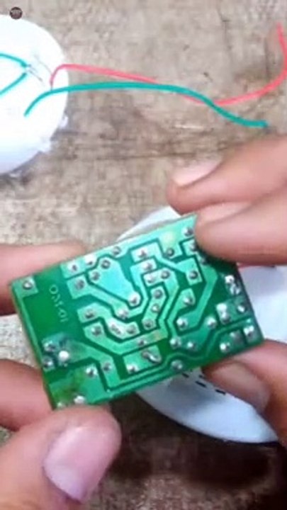 kharab bulb se banaen rechargeable Disco LED light part 2 | rotating disco light | shorts