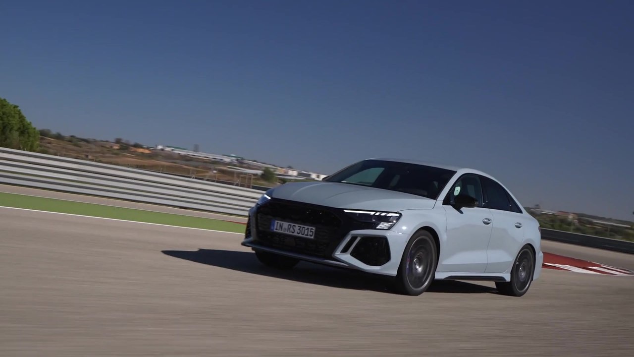 Der Audi RS 3 performance edition - Top-Fahrwerkstechnologien in Serie
