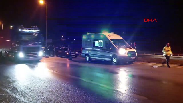 4 otomobilin karıştığı zincirleme kaza: Yaralılar var