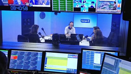 Conférence annulée en France et E.Musk libère Twitter : la liberté d’expression est-elle devenue une valeur de droite ?