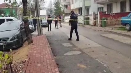 İnegöl'de pompalı tüfekle yaralanan kişi hastaneye kaldırıldı