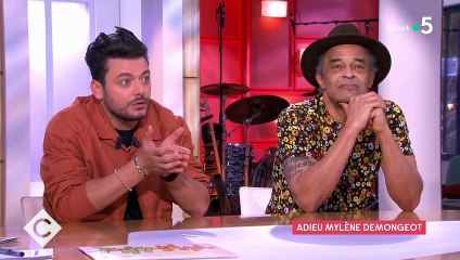 "C à Vous" : Ému, Kev Adams rend hommage à Mylène Demongeot