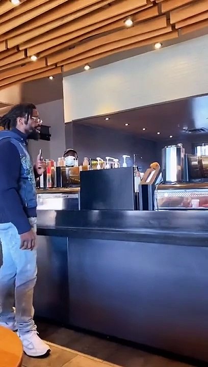 Un client de Starbucks qu'il ne fallait pas enerver
