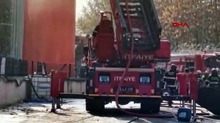 Samsun Limanı'nda yağ tankerinde patlamayla birlikte çıkan yangın söndürüldü