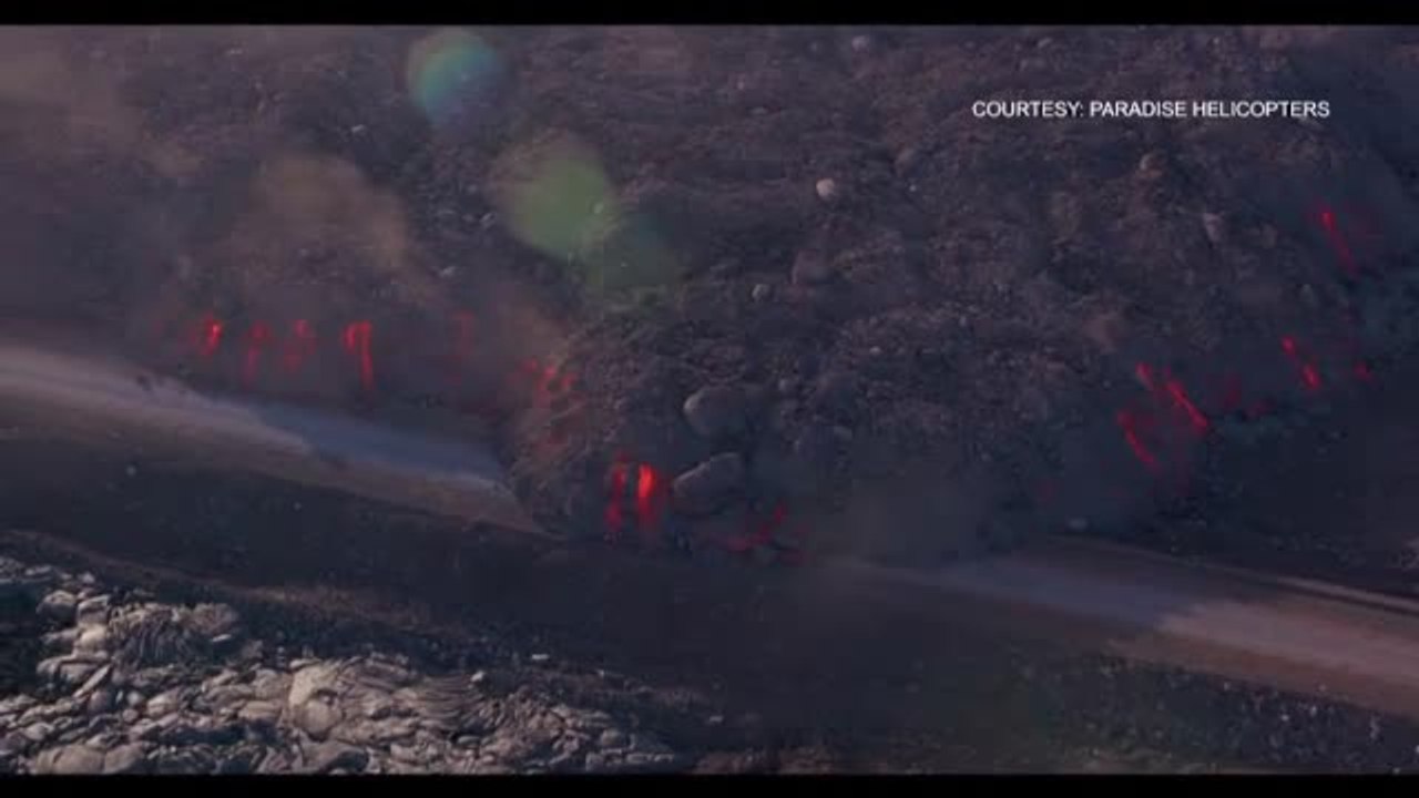 El volcán Manua, en Hawai, continúa en erupción