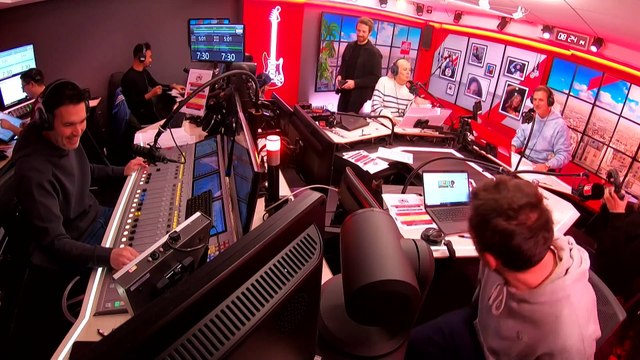 PÉPITE - Zazie en live et en interview dans Le Double Expresso RTL2 (02/12/22)