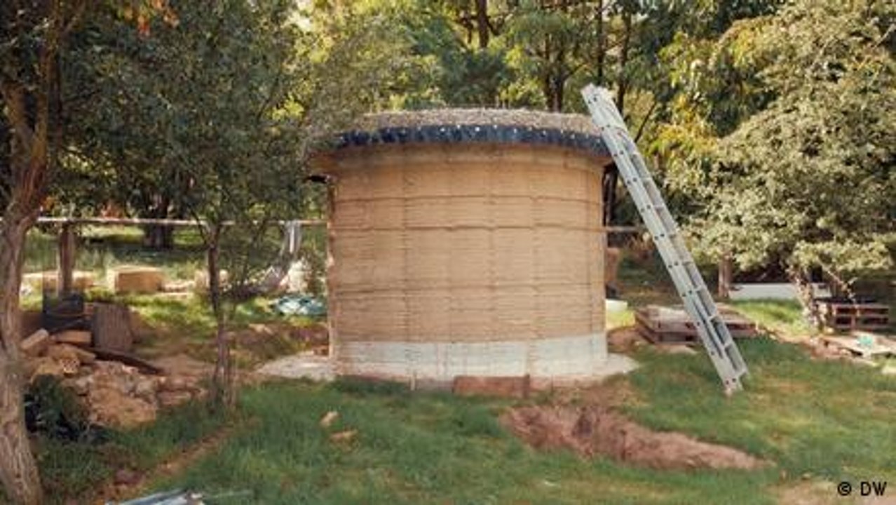 Clay buildings from a 3D printer