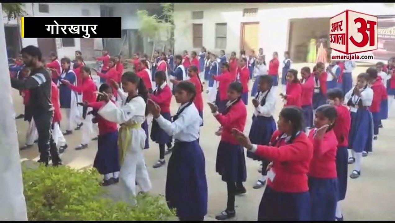 अमर उजाला अपराजिता: आत्मरक्षा का गुर सीखा, अब मनचलों को धूल चटाएंगी बेटियां