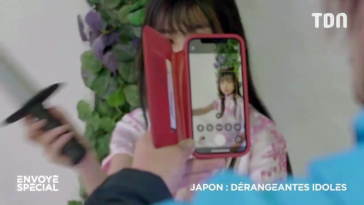 Les idoles au Japon d'Envoyé Spéciale, ces fillettes adulées par des sexagénaires