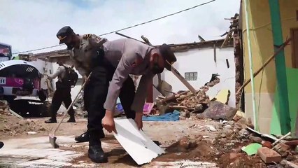 Siswa Setukpa Polri Gelar Aksi Siapkan Tempat Ibadah Jumat