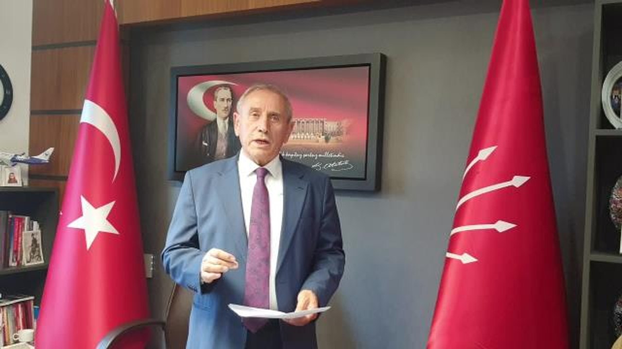 Yıldırım Kaya, MEB ile Hayrat Vakfı Arasındaki Protokole Tepki Gösterdi: "Böyle Yırtıp Çöpe Atacağız"