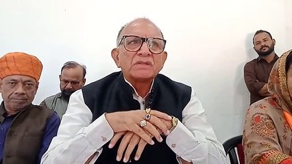 भारत की जगह राहुल गांधी को पार्टी व परिवार को जोडऩा चाहिए: परनामी