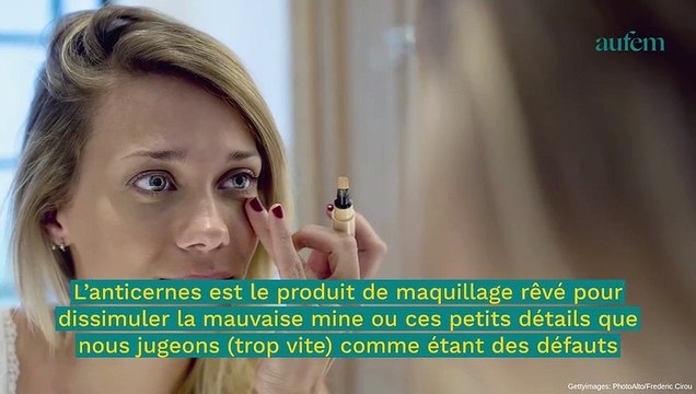 Cette façon surprenante d’appliquer l’anticernes permet de lifter le visage