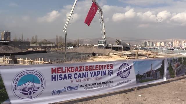 Özhaseki: (Muhalefet belediyeleri) Şehirlere ihanet ediyorlar, şehirlerine yazık ediyorlar