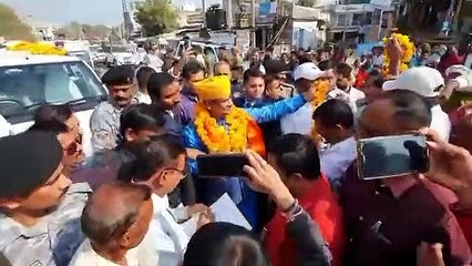 ​ओम बिरला पहुंचे डूंगरपुर, जगह—जगह स्वागत