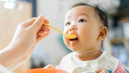 Tải video: Achtung: Diese Lebensmittel dürfen kleine Kinder bis zu einem gewissen Alter nicht essen