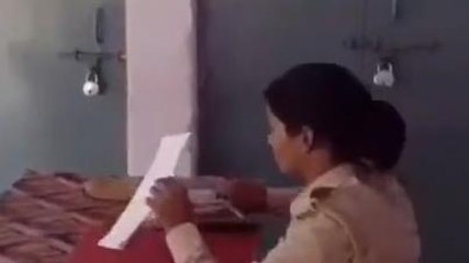 मथुरा: दुकान पर बैठी महिला के साथ युवक ने की छेड़छाड़, शिकायत दर्ज