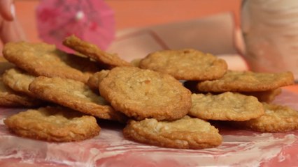How to Make Chewy Coconut Cookies