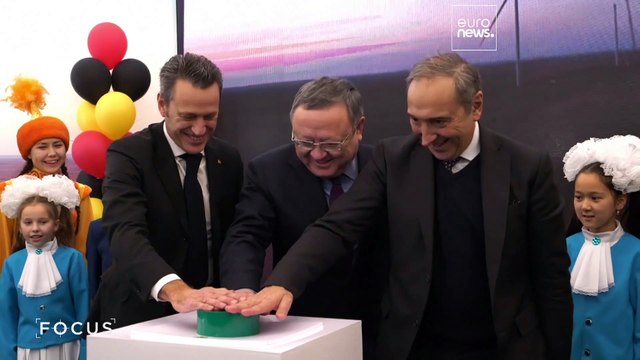 Il Kazakhstan punta sul solare e l'eolico per la neutralità carbonica
