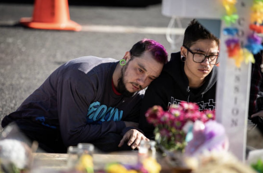 DHS Warns of Extremist Attacks Against Jewish, LGBTQI+, Migrant Communities