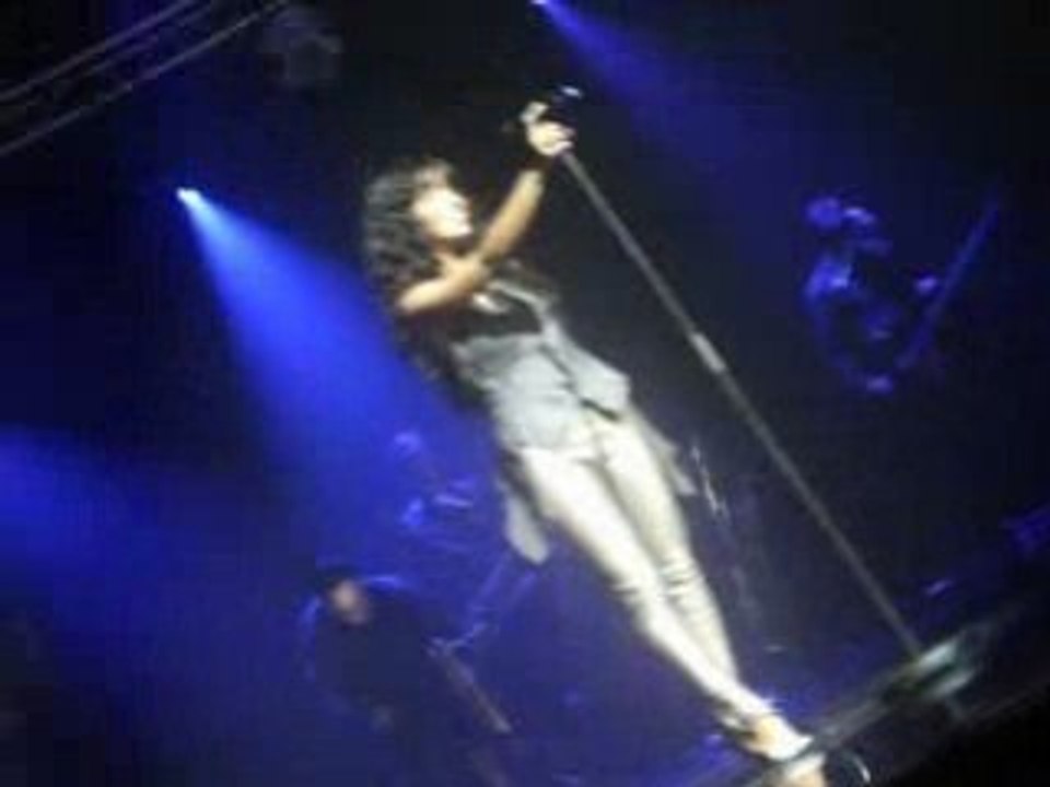 Jenifer à Marseille le 12.03.08 - Tourner Ma Page.