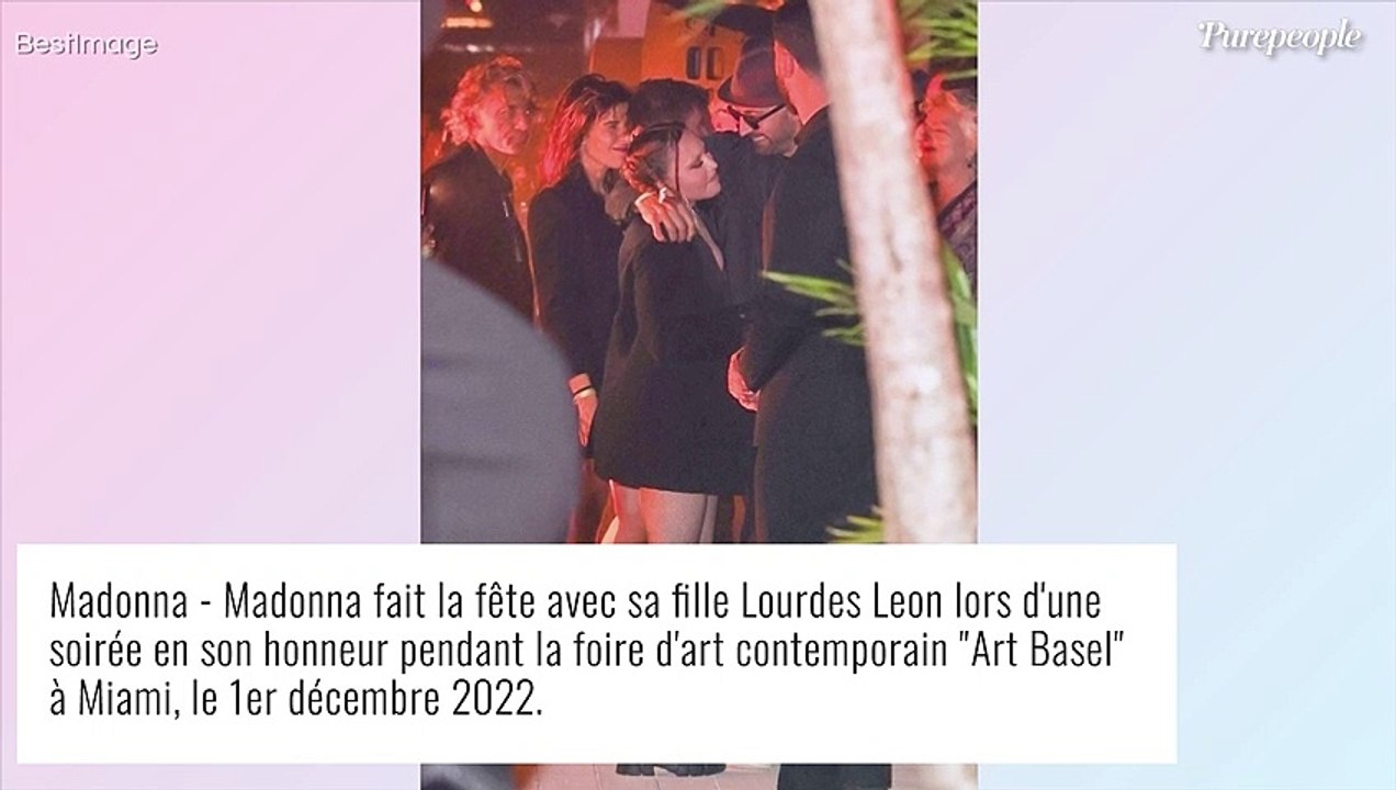 Madonna : Coiffure originale et jambes à l'air pour "Sex", aux côtés de sa fille Lourdes