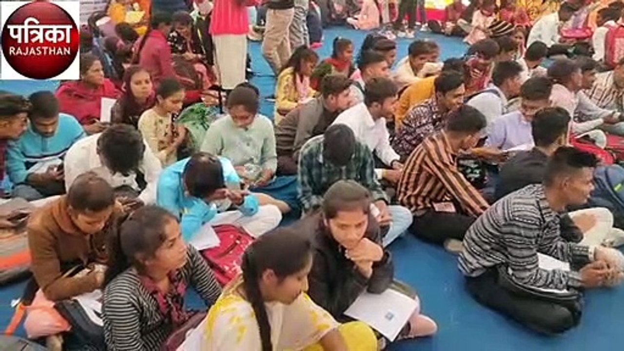 रोजगार मेले में व्यावसायिक प्रशिक्षकों में सेल्...