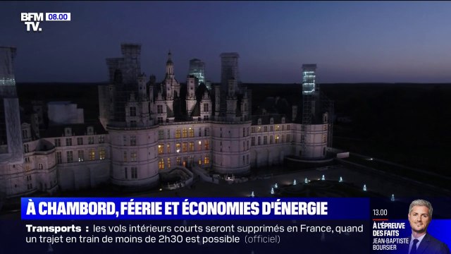 À Chambord, une centrale photovoltaïque a été installée pour maintenir l'éclairage du château