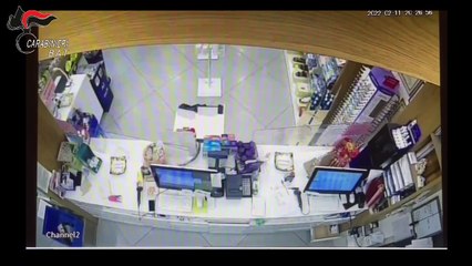 Puglia: tre rapine in un mese, arrestato rapinatore seriale a Barletta