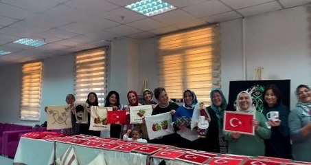 Öğretmenlerden Kadınlar İçin Şarkı