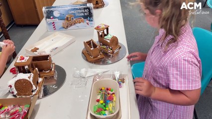 Gingerbread House Decorating | Western Advocate | 09/12/2022