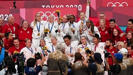 Sonho do tricampeonato olímpico do Brasil no vôlei feminino é adiado