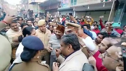 मेरे किसी अधिकारी से अगर आंख उठाकर बात करी तो मैं बक्शूंगी नही