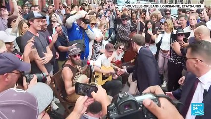 Coupures éventuelles d'électricité en France : "Pas de panique", le président Emmanuel Macron se veut rassurant