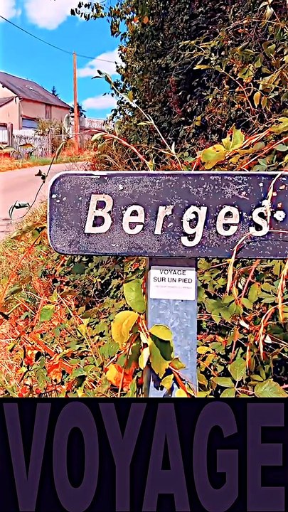 MORVAN-SECRET ⁄ du PEROU à la RUE PERRIN (en Bourgogne Franche-Comté)