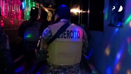 Militares cercam cidade salvadorenha para capturar gangues