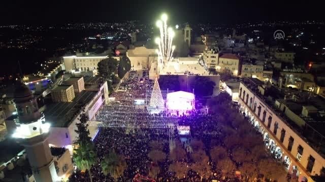 BEYTÜLLAHİM - Yeni yıl kutlamaları kapsamında Noel ağacı aydınlatıldı